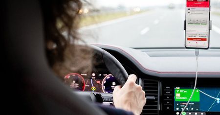 Jadąc na święta, pamiętaj o e-TOLL. Jak działa i gdzie jest obowiązkowy?
