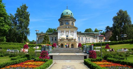 Ile kosztuje teraz sanatorium? Nie wszystkich seniorów na to stać