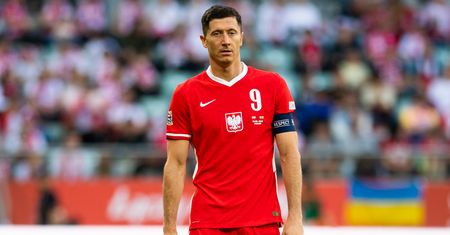 Mocna opinia Tomaszewskiego. Barcelona zostawi Lewandowskiego na lodzie?!