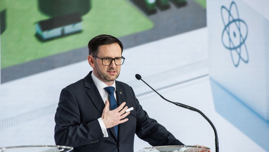 WARSAW, POLAND - 2023/04/17: Daniel Obajtek, the President and CEO of the Polish Oil Company ORLEN speaks during the press conference in Warsaw. Daniel Obajtek, the President and CEO of the Polish Oil Company ORLEN, announced the details of the planned investments in Small Modular Reactors (SMR) for Poland. For this purpose, the company Orlen Synthos Green Energy (OSGE) was established, supported by the Polish billionaire - Michal Solowow. OSGE will buy reactors from US-based GE Hitachi. (Photo by Attila Husejnow/SOPA Images/LightRocket via Getty Images)