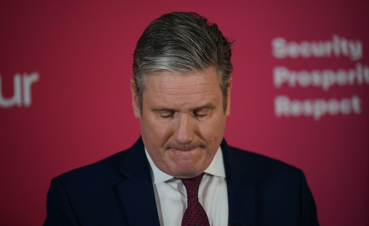 Główny doradca Starmera rezygnuje. Chodzi o akta Epsteina