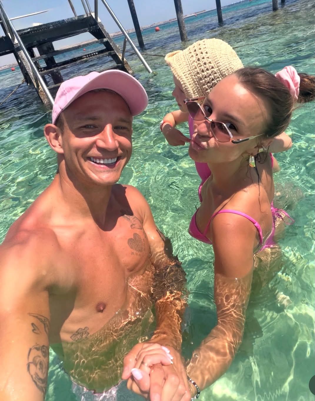 Jakub i Paulina Rzeźniczakowie relaksują się w Egipcie
