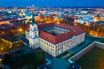 Pogoda w Rzeszowie. Prognoza na wtorek 26 maja. Słonecznie i sucho, wiatr słabnie od 15:00