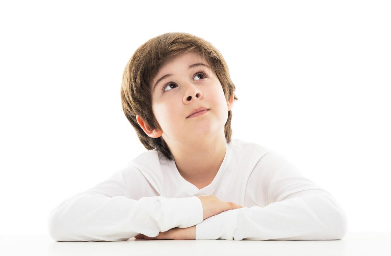 Objaw zachodzącego słońca i wodogłowie – co warto wiedzieć?