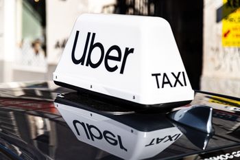 Uber uruchamia przejazdy autonomiczne w Europie. Start w pierwszym mieście