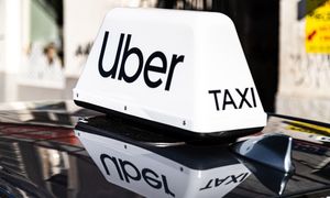 Uber uruchamia przejazdy autonomiczne w Europie. Start w pierwszym mieście
