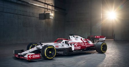 Alfa Romeo C41 zaprezentowana w Warszawie. Jakie tajemnice skrywa bolid na rok 2021?