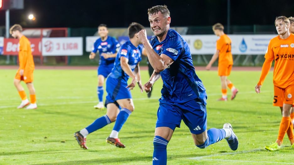 12.09.2025. 8. Kolejka Betclic 3 Ligi: Karkonosze Jelenia Góra - Zagłębie II Lubin