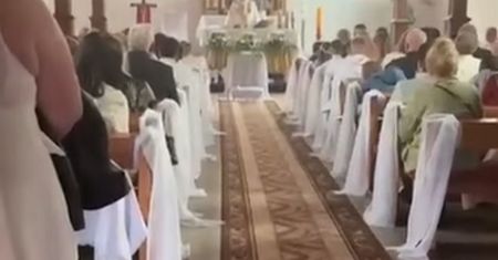 Kontrowersje wokół pierwszej komunii w Kołczynie. Proboszcz przeprasza