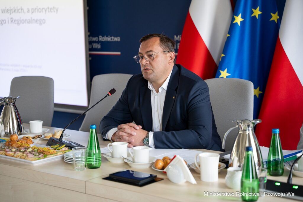 Wieś walczy o miliardy z UE. Stawką są drogi, woda, energia i bezpieczeństwo żywnościowe