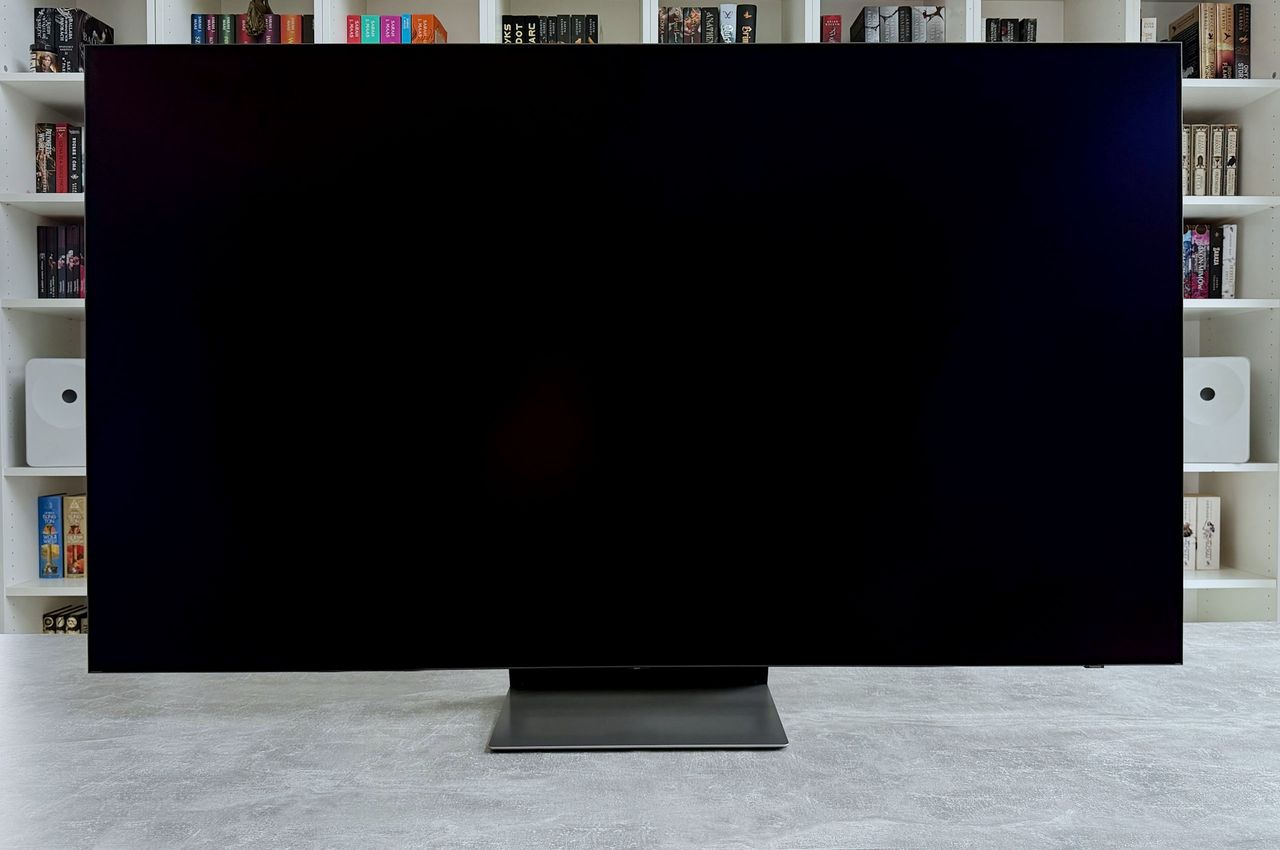 Samsung OLED S90H - powłoka matowa.