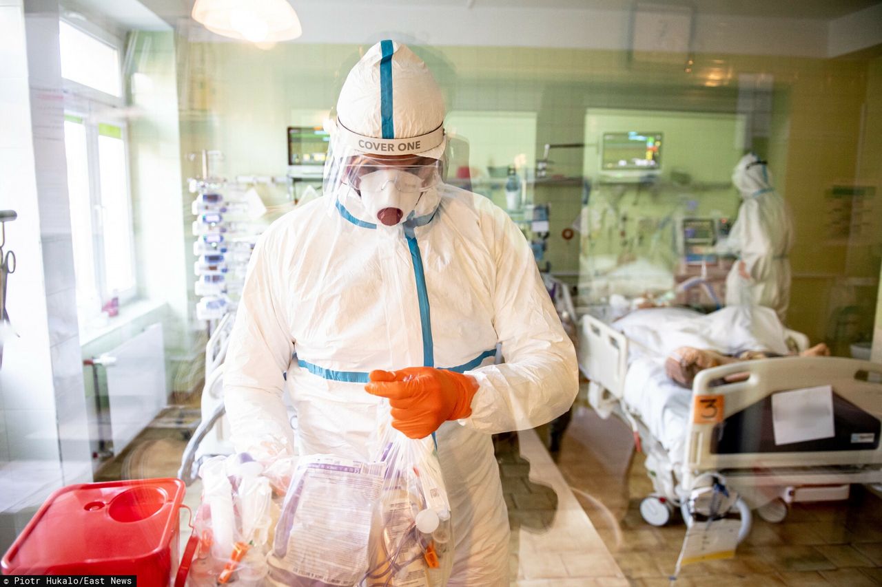 Dodatek covidowy wciąż nie wszystkim jest wypłacany. Pierwsi lekarze idą do sądu po odszkodowania