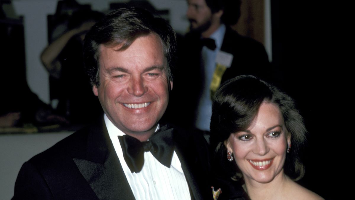 38th Annual Golden Globe Awards
Robert Wagner and Natalie Wood during 38th Annual Golden Globe Awards at Beverly Hilton Hotel in Beverly Hills, California, United States. (Photo by Ron Galella/Ron Galella Collection via Getty Images)
Ron Galella