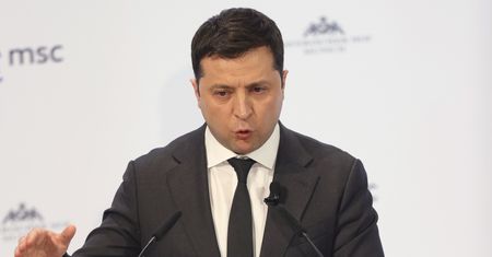 Zełenski wzywa Putina. "Proponuję spotkanie"