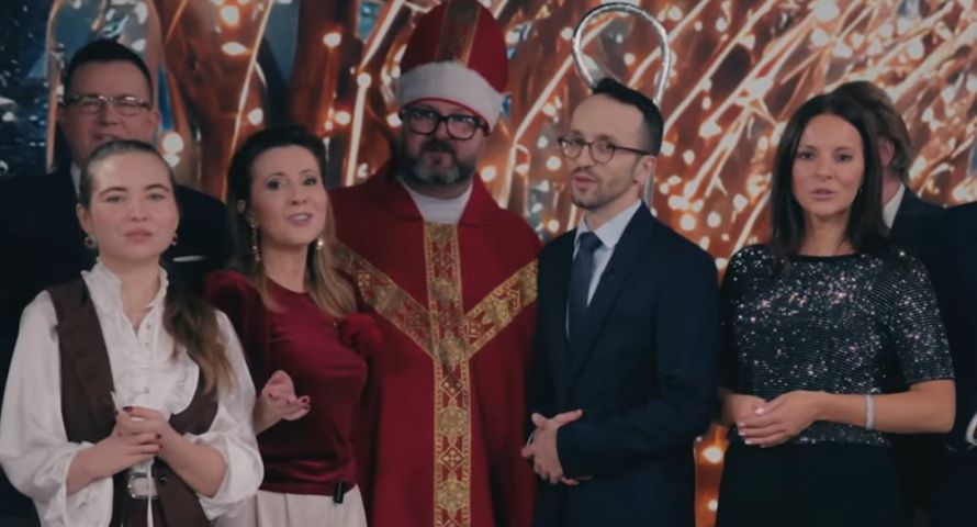 W telewizji wPolsce24 kolęda od dziennikarzy