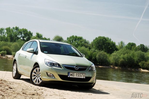 Opel Astra IV 2,0 CDTI - alternatywa [test autokult.pl]
