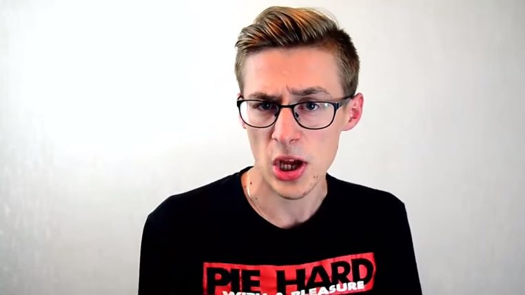 Często przypominamy sobie o jedzeniu, gdy zaczyna nam burczeć w brzuchu 