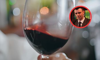 Lampka wina korzystna dla serca? Kardiolog nie ma wątpliwości