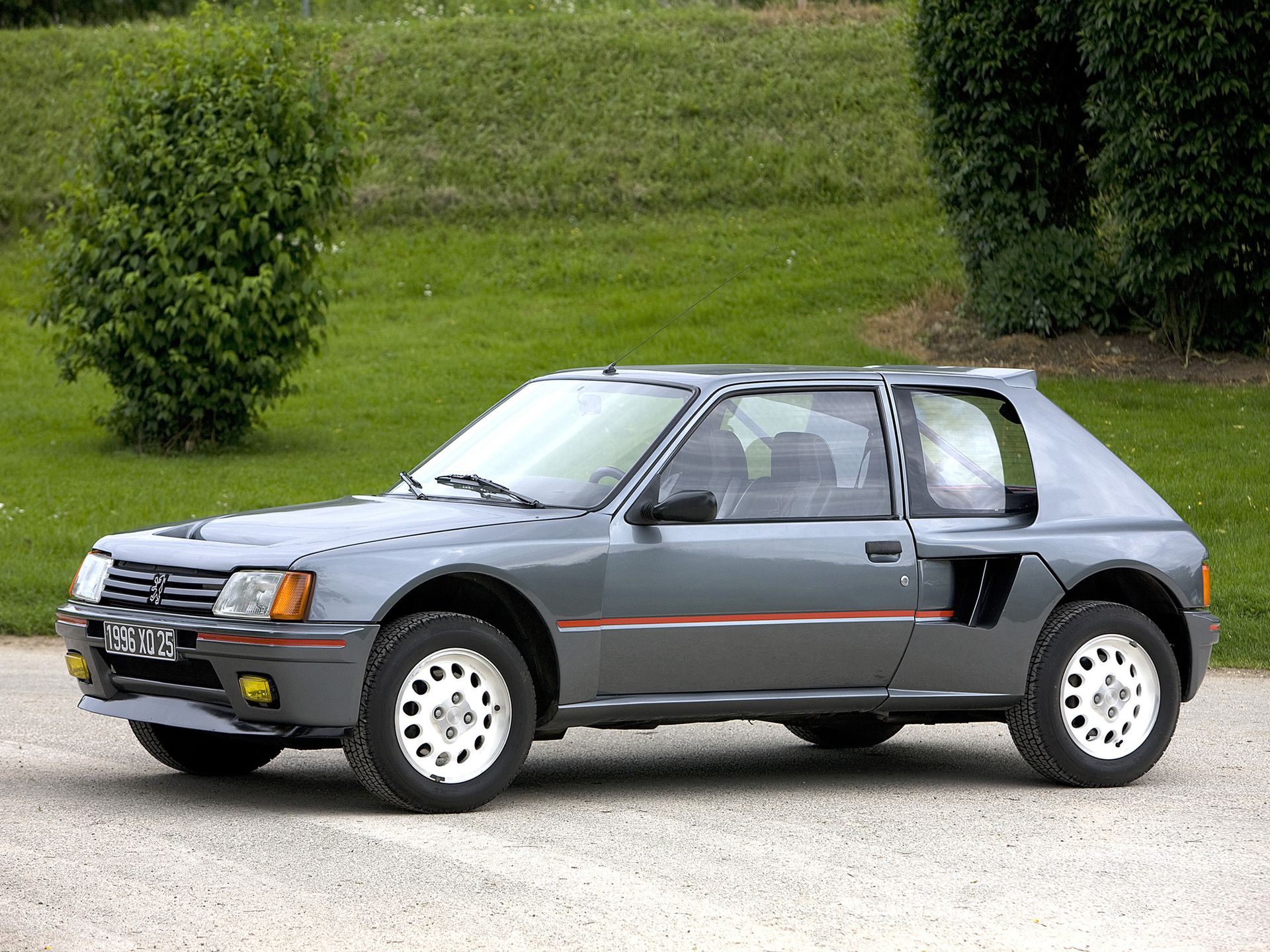 Peugeot 205 6