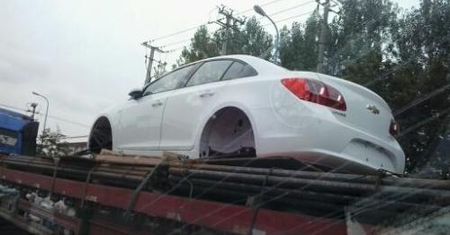 Chevrolet Cruze po liftingu na szpiegowskich zdjęciach