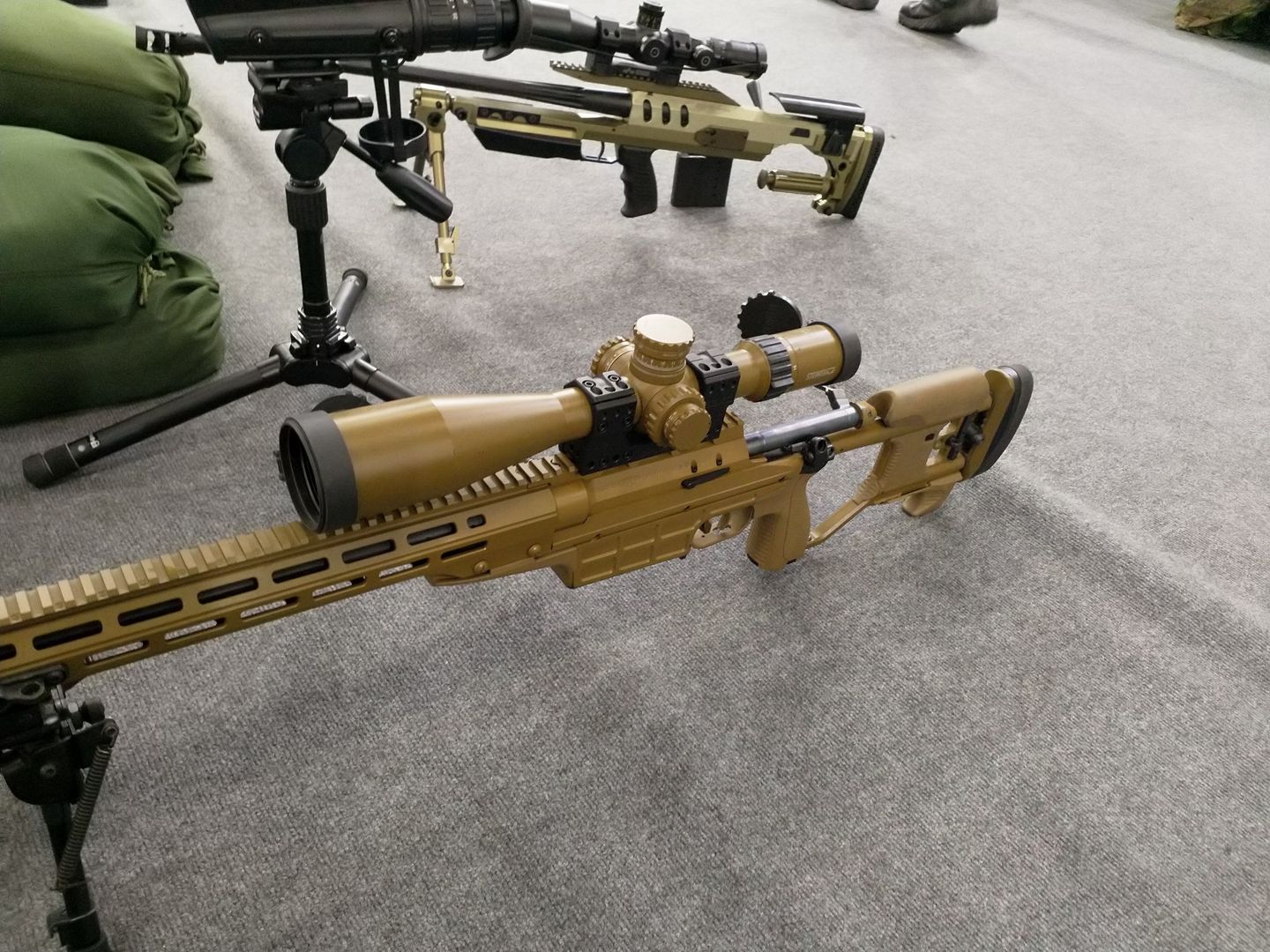 Karabin snajperski SAKO TRG M10 na wystawie Wojska Polskiego podczas targów MSPO.