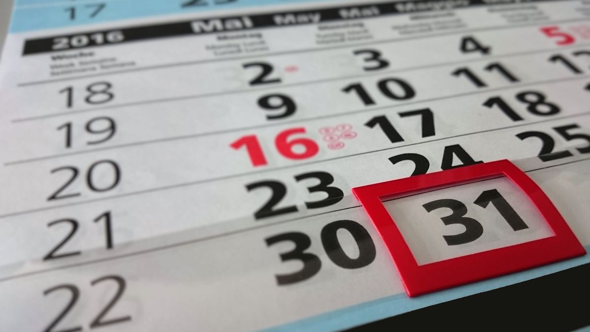 Liczenie miesięcy przerosło kalkulator z Windowsa. Pomoc przyszła z zewnątrz