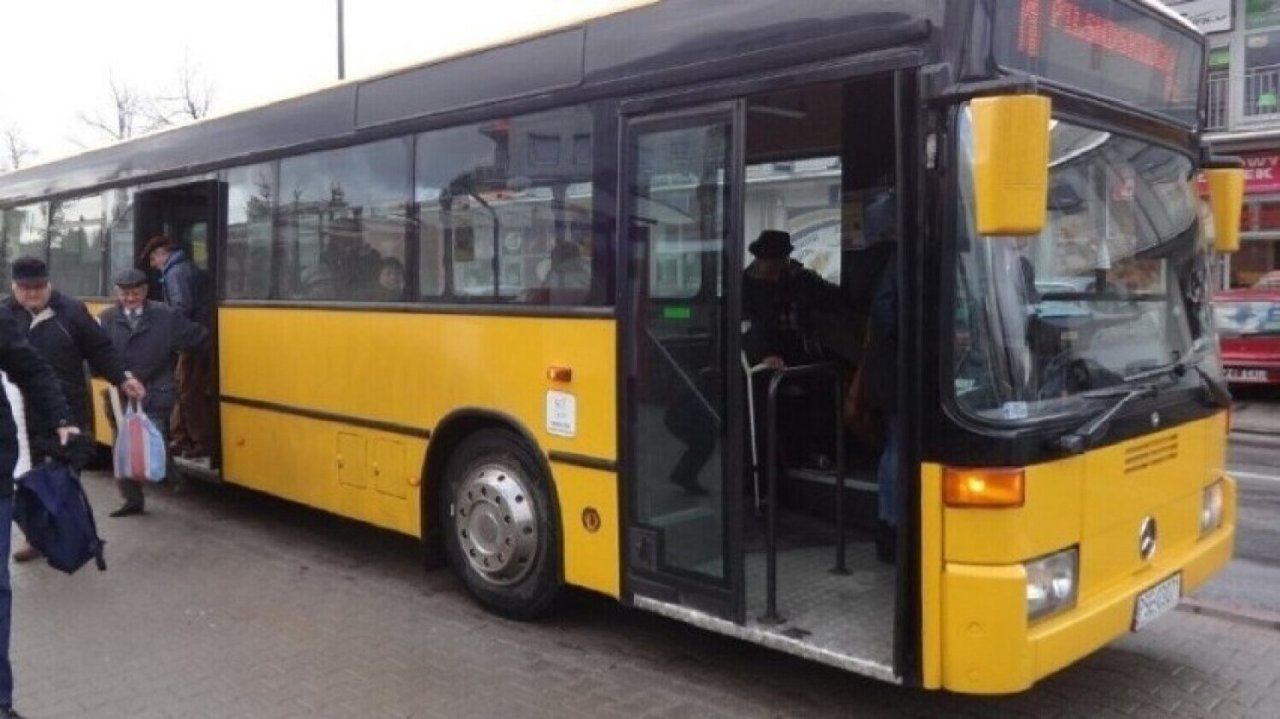 Komunikacja Miejska w Śremie we Wszystkich Świętych. Na ulice wyjadą dodatkowe autobusy. Warto sprawdzić rozkład jazdy