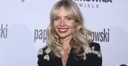 Elegancka Agnieszka Woźniak-Starak prezentuje hollywoodzki uśmiech na pokazie Paprocki & Brzozowski (ZDJĘCIA)