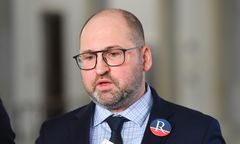 "Nie potrafię odpowiedzieć". Polityk w ogniu pytań o aferę