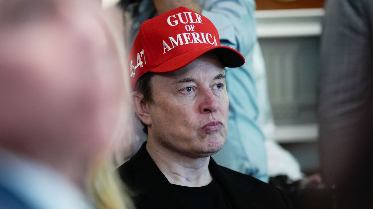 WASHINGTON, DC - APRIL 30: Elon Musk attends a Cabinet meeting with President Donald Trump on Wednesday April 30, 2025 at the White House in Washington, DC. (Photo by Yuri Gripas for The Washington Post via Getty Images)