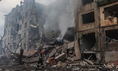 Atak Rosji na centrum Sum. Dwie osoby nie żyją, są też ranni