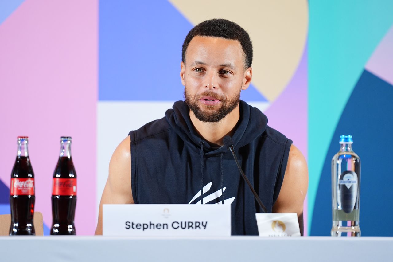 Biden bows out: Kamala Harris gains support from Stephen Curry