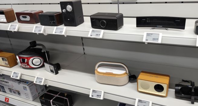 W Niemczech inaczej niż w Polsce. Masowo sprzedają się odbiorniki radia cyfrowego