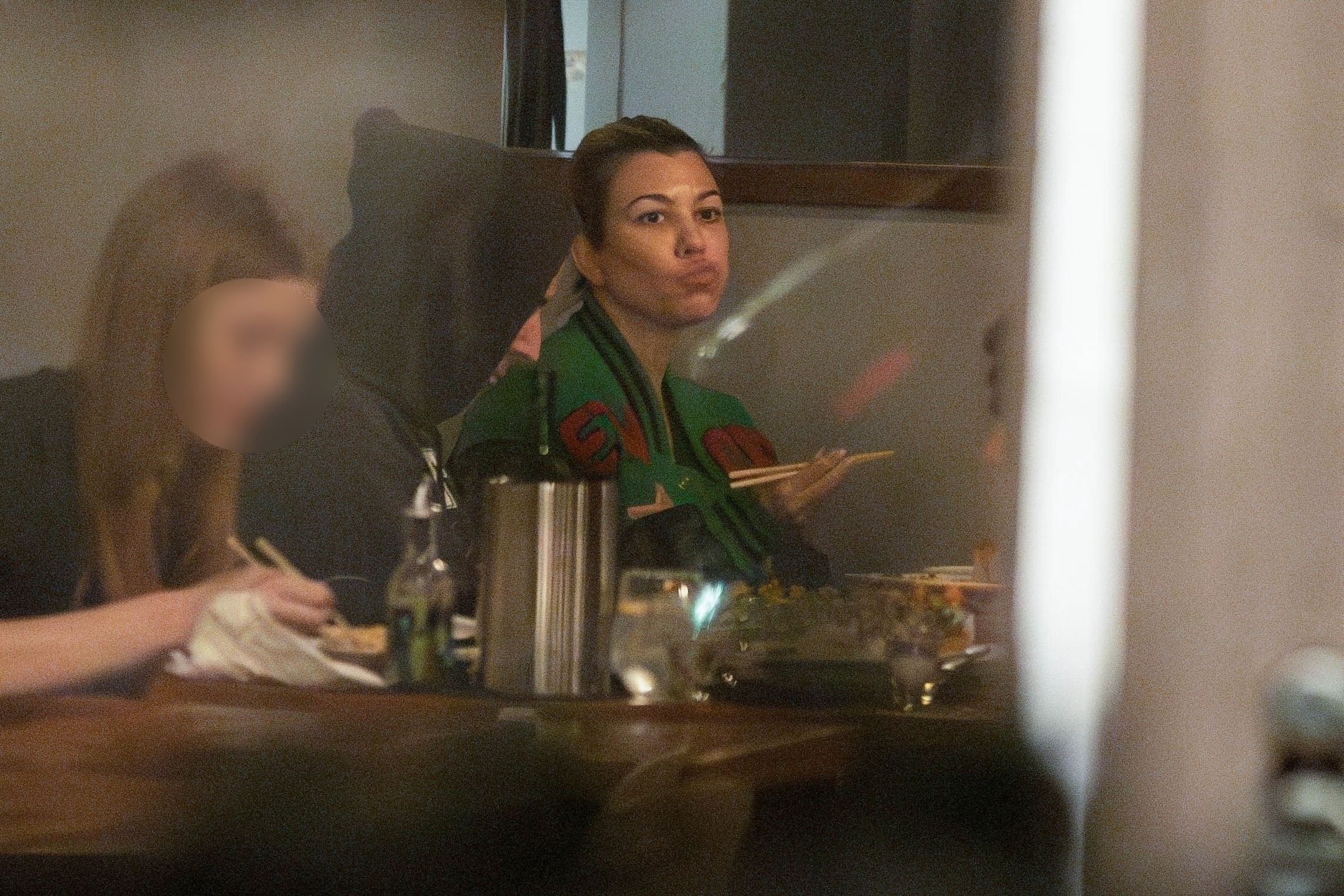 Kourtney Kardashian przyłapana na randce z Travisem Barkerem