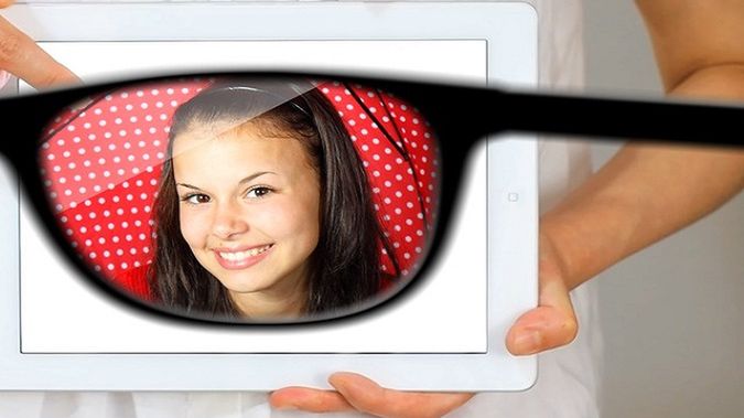 iSpy - nie podglądaj! Tablet, który zanudzi wścibskich 1