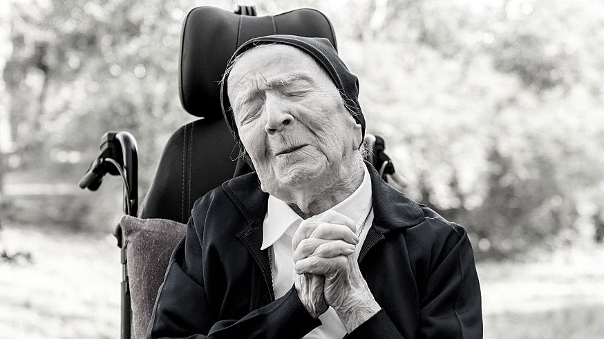 We Francji zmarła najstarsza osoba na świecie. Siostra Andre miała 118 lat