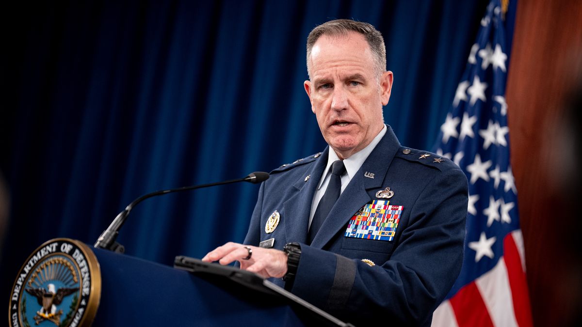 Sekretarz Pentagonu Pat Ryder