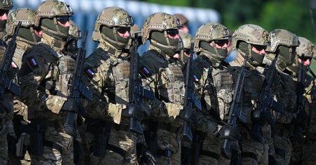 Czy wojsko i służby są gotowe na ewentualny atak? Polacy zabrali głos