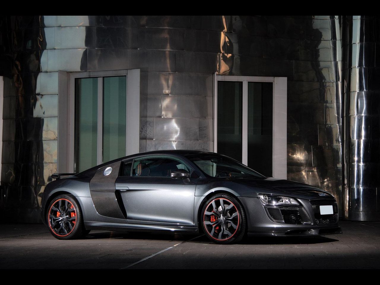 Anderson Germany R8 V10 Racing Edition fot.1 Anderson Germany R8 V10 Racing Edition [585 KM, 328 km/h]