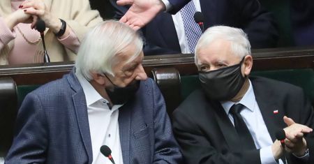 Podwyżki cen gazu i prądu. Terlecki: rząd szuka rozwiązania
