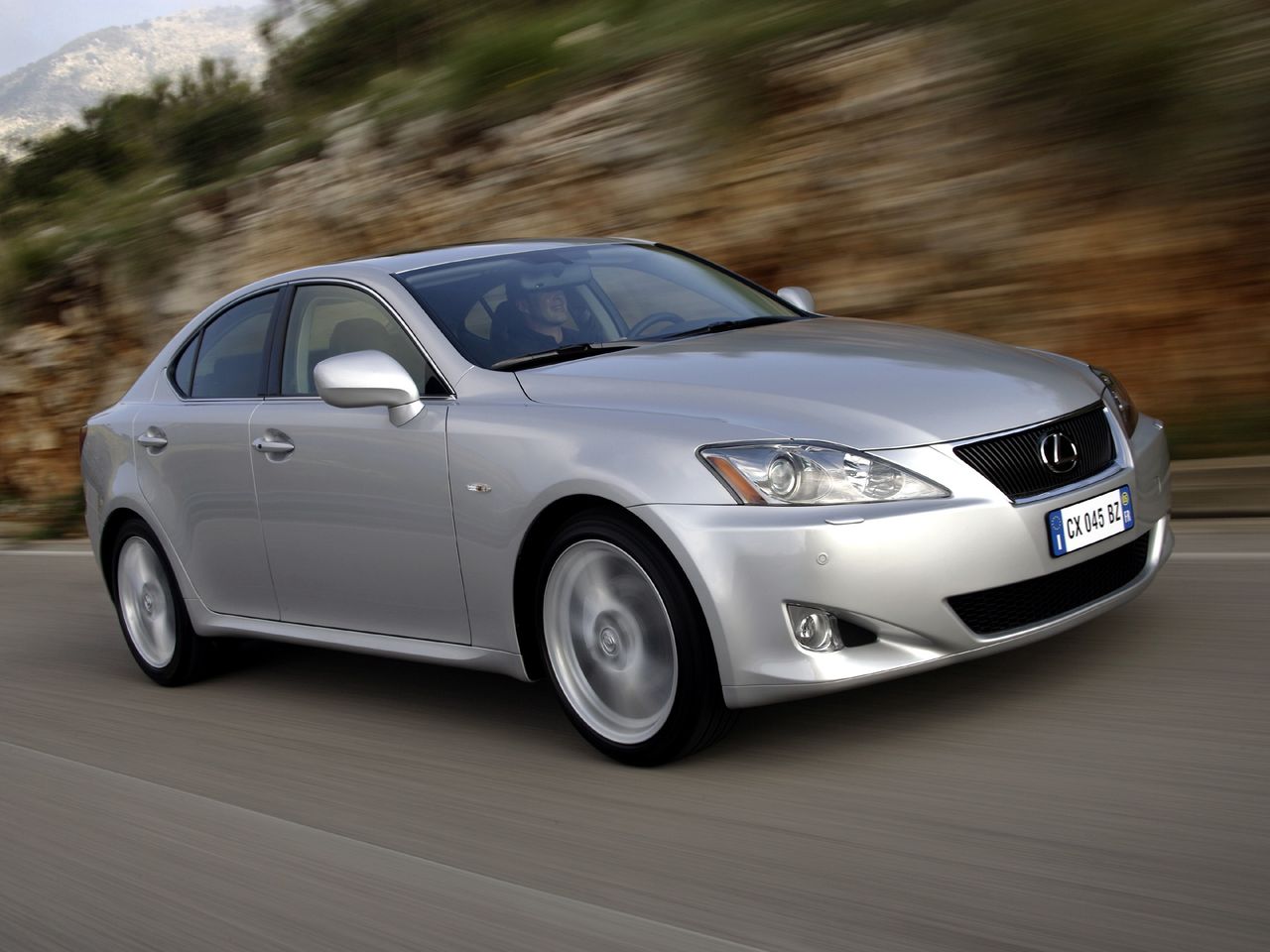 Lexus IS