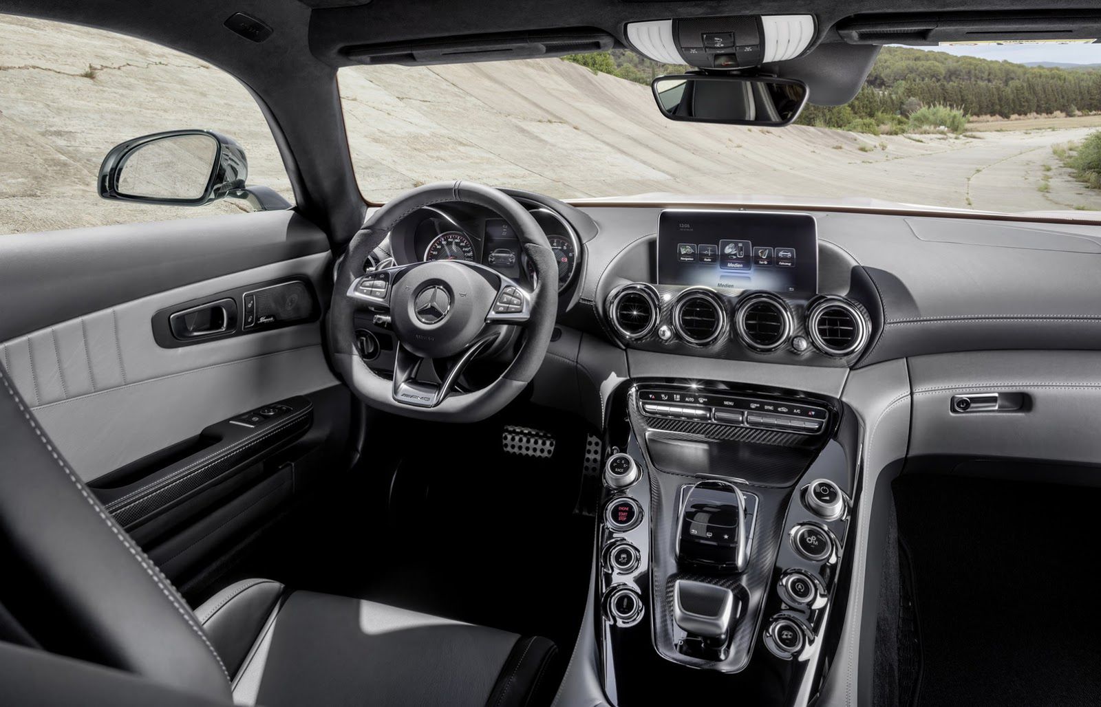 Mercedes-AMG GT na ponad 180 zdjęciach! 56