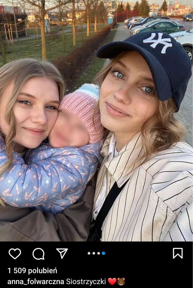 Internauci MIAŻDŻĄ tiktokerkę za publiczną krytykę wesela SIOSTRY! Panna młoda wyznała: "Jako jedyna dała pustą kopertę. PŁAKAŁAM"