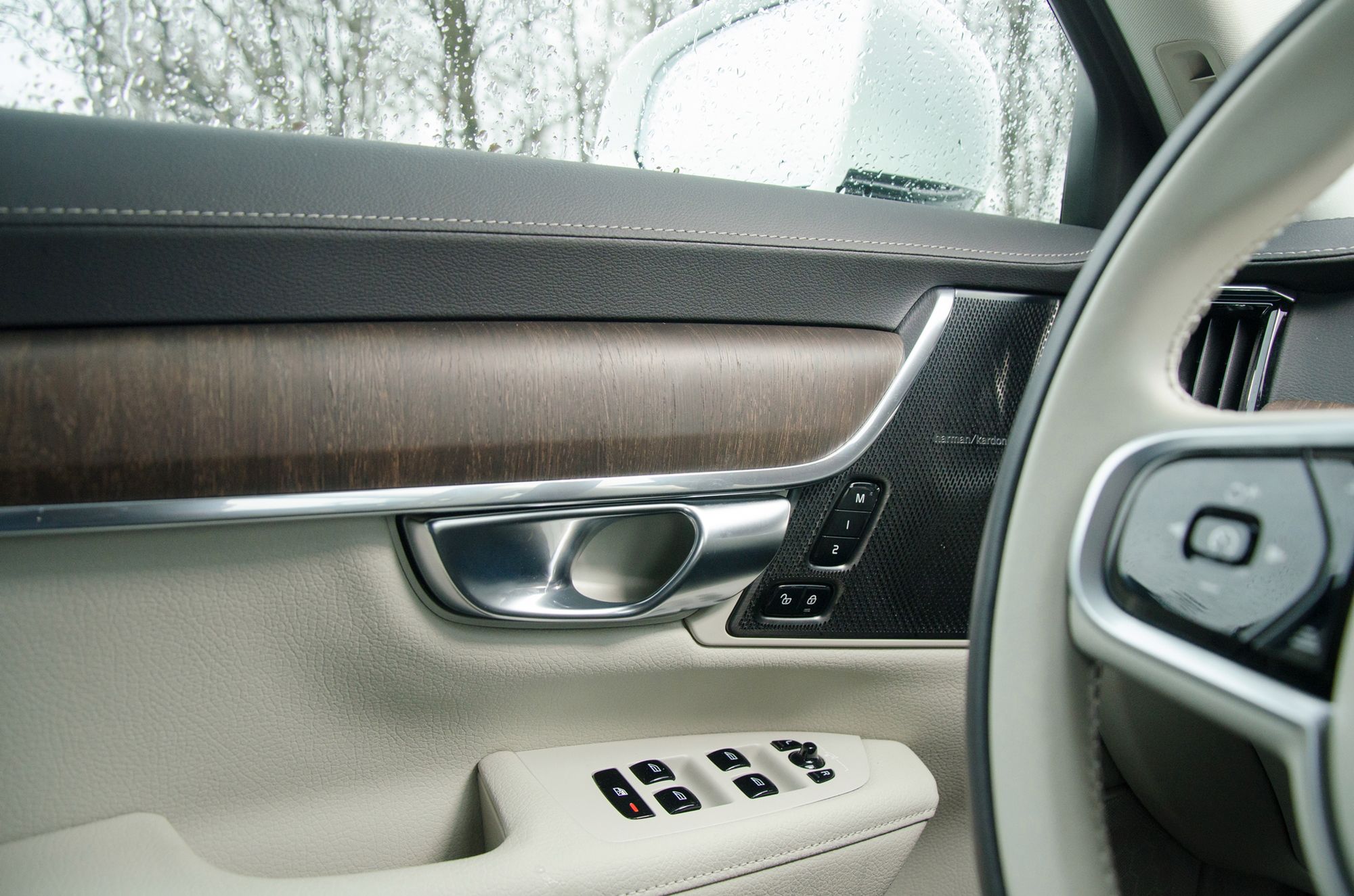 Volvo V90