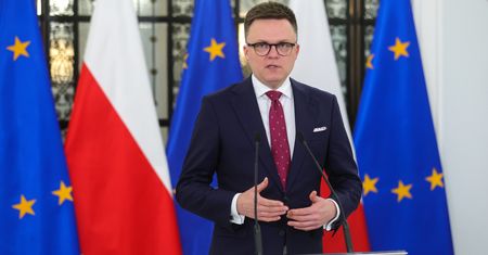 Spór o składkę zdrowotną. Hołownia: Nadajcie temu wysoki priorytet