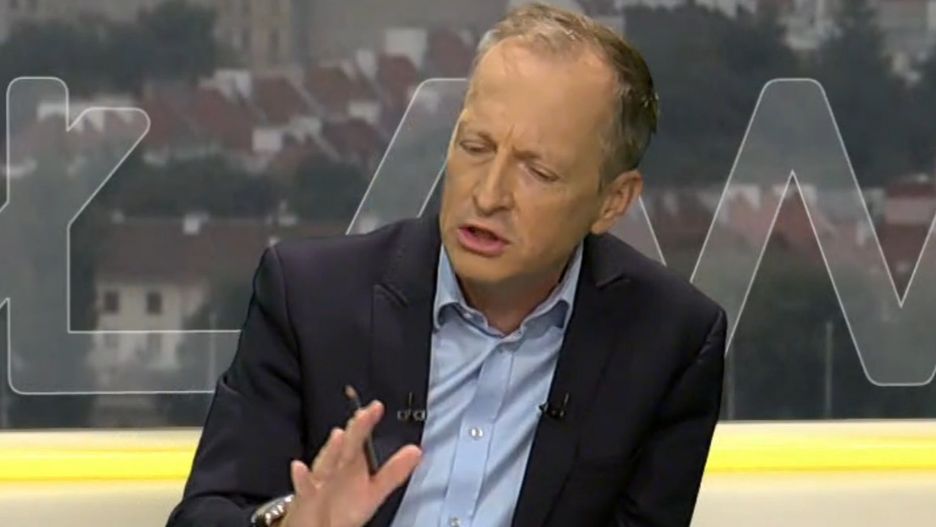 Przejęzyczenie Konrada Piaseckiego rozbawiło polityków z obu stron barykady