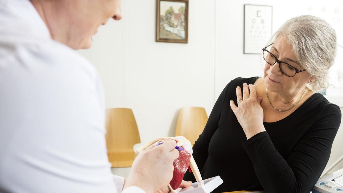Obręcz barkowa, nazywana również obręczą kończyny górnej jest strukturą kostną, stanowiącą podparcie dla mięśni kończyn górnych
