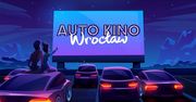 Wrocław. Koronawirus. Kino samochodowe w czasie pandemii. Sposób na bezpieczną rozrywkę