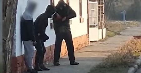Śmiertelna substancja z Chin. Jest już w Europie. Pokazali, co robi z ludźmi