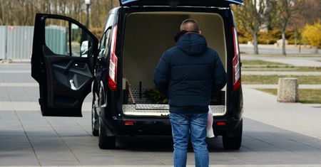 Dziwna praktyka. Rodzina musi "wykupić" ciało zmarłego